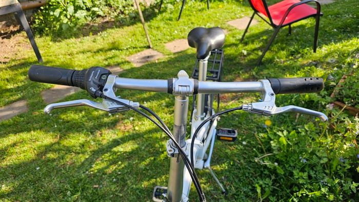 Tern Link B7 Adult Folding Bike - Great Condition.