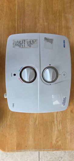 Triton T90sr Shower