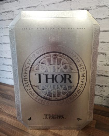 Thor 1/6th Hot Toys