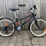 B'Twin / Decathlon Riverside 500 Kids' 20" Hybrid Bike. Image 2