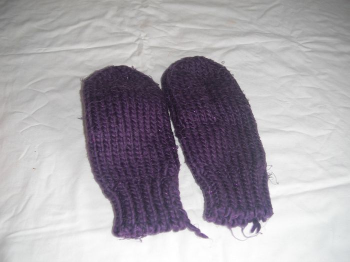Knitted Mittens x 2 for Sale