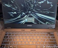 MSI Prestige 14 AI Evo Laptop - Intel Core Ultra 7, 16GB RAM, 512GB SSD