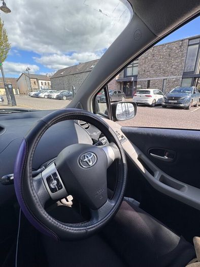 Toyota Yaris Luna 2008