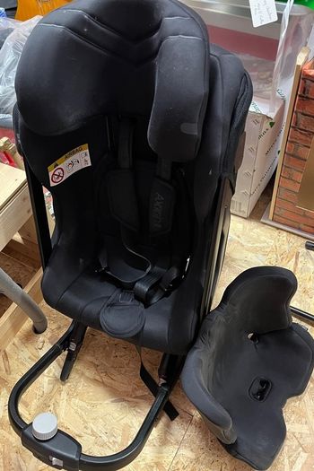 Axkid One Car Seat
