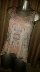 Lustre very long at the back asimmetric unusual top/tunic size UK8 EUR36 Postage included