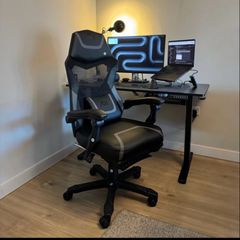 Ergonomic Gaming Chair - New