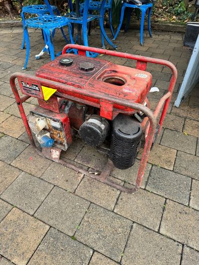 Makita petrol generator