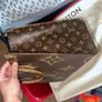 Louis Vuitton onTheGo size MM Image 4
