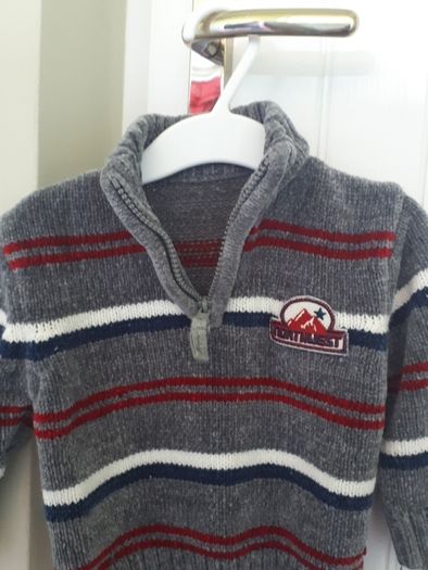Dunnes Stores woollen jumper&matching hat