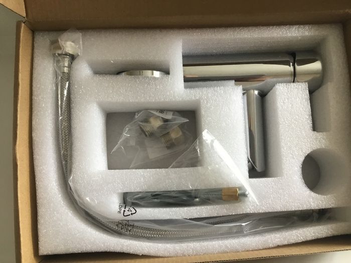 Wall hung basin