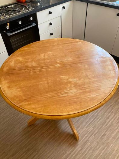 FREE!! Solid pine round table