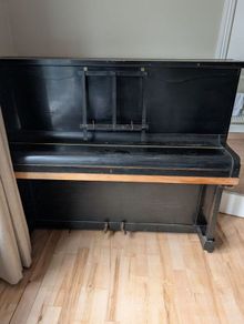Derwent Piano