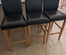 Bar Stools / Breakfast Bar Chairs