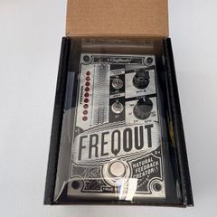 Freqout feedback generator pedal