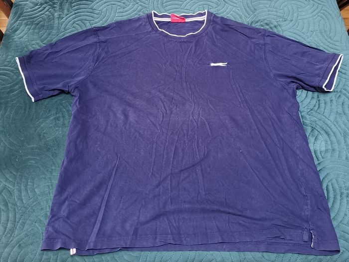 Slazengee navy Teeshirt with white trim XL