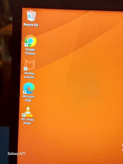 Fujitsu Lifebook Stylistic Series, Model A1530,  Intel Core i5-1035G1 CPU, 1.19GHz, 8GB Ram, 300GB SSD, Windows 10, Microsoft Edge, Chrome and VLC