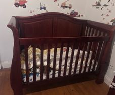Cot bed and dresser