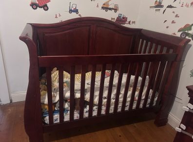 Cot bed and dresser