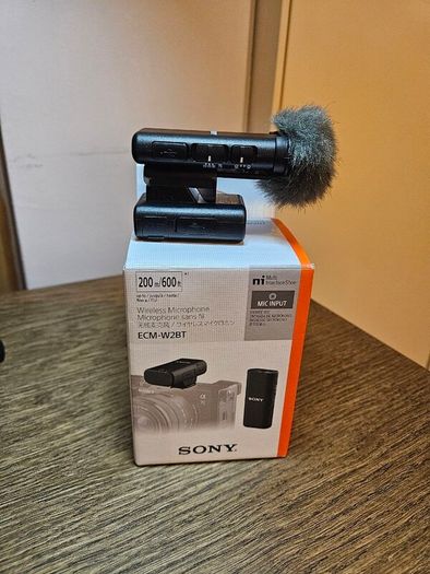 Sony ZV-E10 Vlogging Camera Bundle  Camera, Lens, Wireless Mic, Tripod/Grip