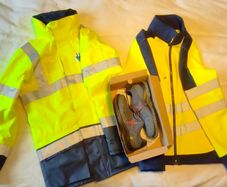 Complete Workwear Bundle. Jackets, Safety Shoes, Hi-Vis Clothing & PPE