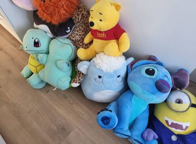 giant teddies