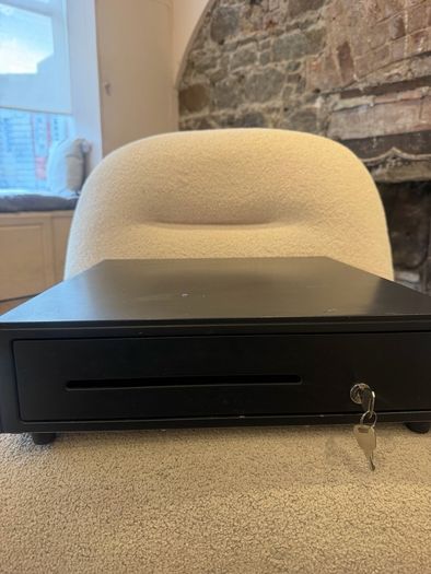 Cash drawer & receipt printer