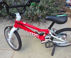 Woom 2 (Red) Bike