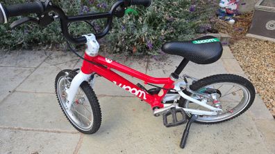 Woom 2 (Red) Bike
