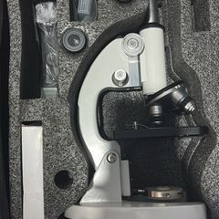 Microscope