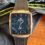 gents watchs need batterys .... Image 4