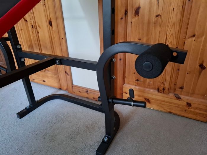 Bench (chest fly+leg extension/curl)