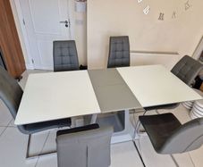 Glasstop Extendable Kitchen Dining Table Set