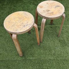 2 stools