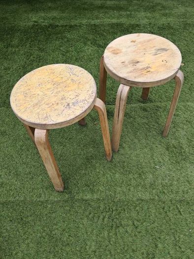 2 stools