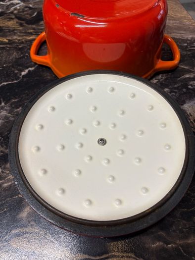 2L Cast Iron Dutch Oven With Lid