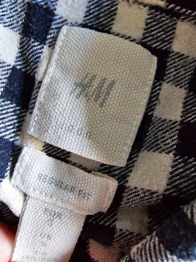 H&M shirt size S +free green shirt