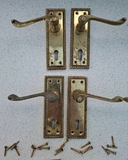 Door Handles Brass (PER PAIR).