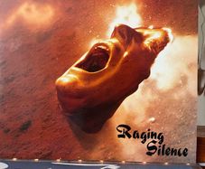 Uriah Heep - Raging Silence