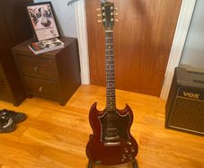 2001 cherry red gibsons sg special (humbuckers)