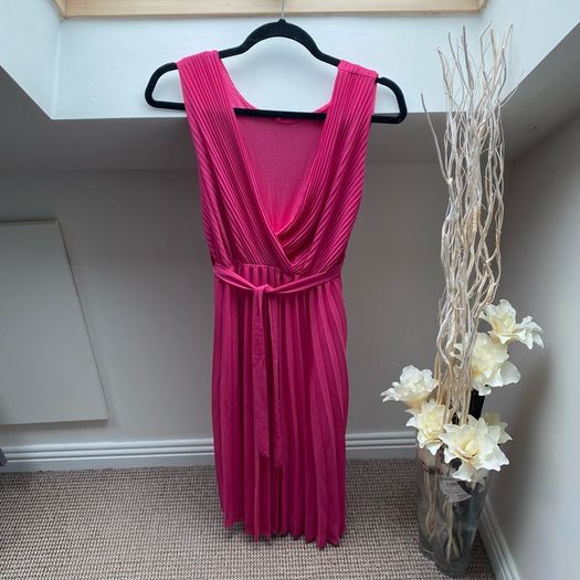 Stunning Hot Pink Pleated Midi Dress
