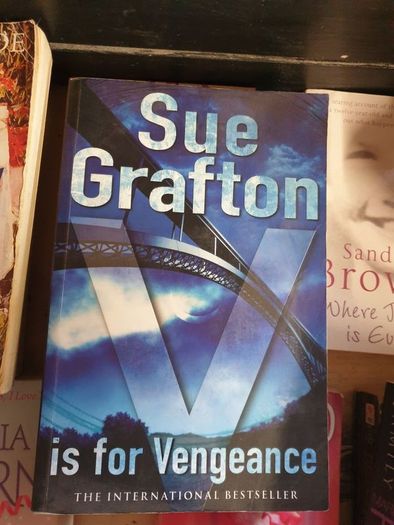 sue grafton alphabet series