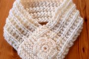 Hand Knit Collar with Flower motif