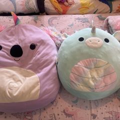2 large squishmallows