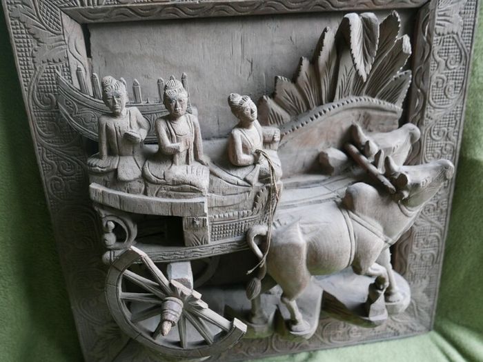 Ancient Chinese Bas-relief in Oak - Chinese Hand Carved Oak ,Antique Wall Art. (big thick and heavy) 22,8" x 21,5" thickness 8"