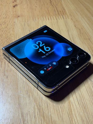 Samsung Galaxy Z Flip 5 (512gb)