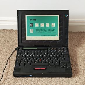 Vintage IBM ThinkPad 760EL (9547) Tilting Keyboard - 64MB RAM + Original Charger