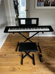 Yamaha Piaggero NP35 Portable Piano Keyboard