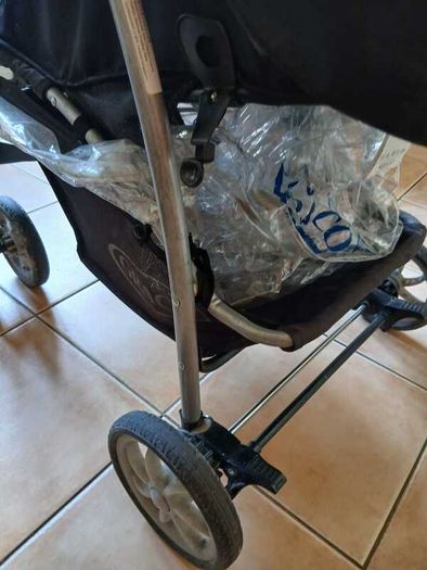 Graco pram/buggy/travel system + car seat base