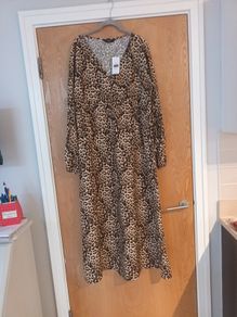 F&F The Edit Dress. S. 46-18.  B.N.W.T.