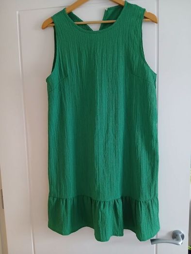 Green dress